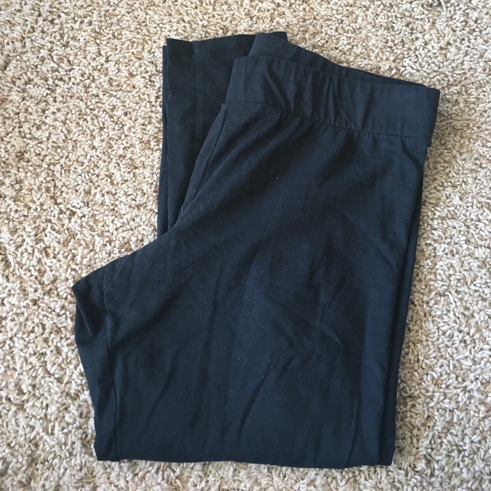 Black Mossimo Capri leggings