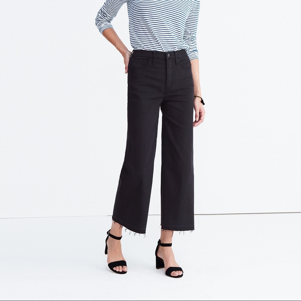 Black Wide Leg Crop