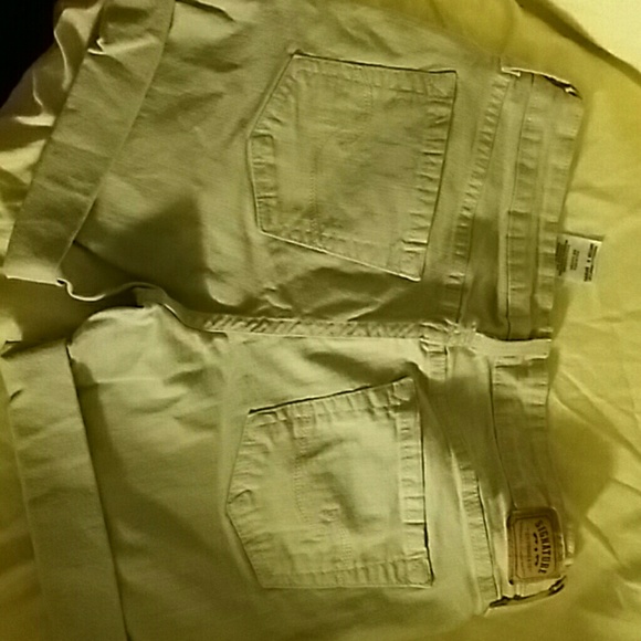 Shorts - Picture 2 of 2