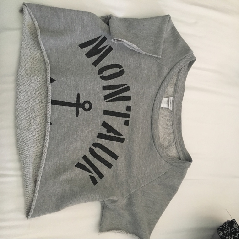 Cropped tee
