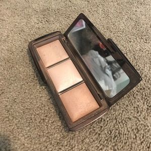 Hourglass Ambient lighting palette