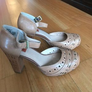 Miz Mooz platform shoes. Leather with gold accents