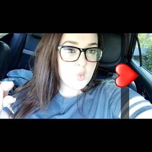 Meet your Posher, Kaylin