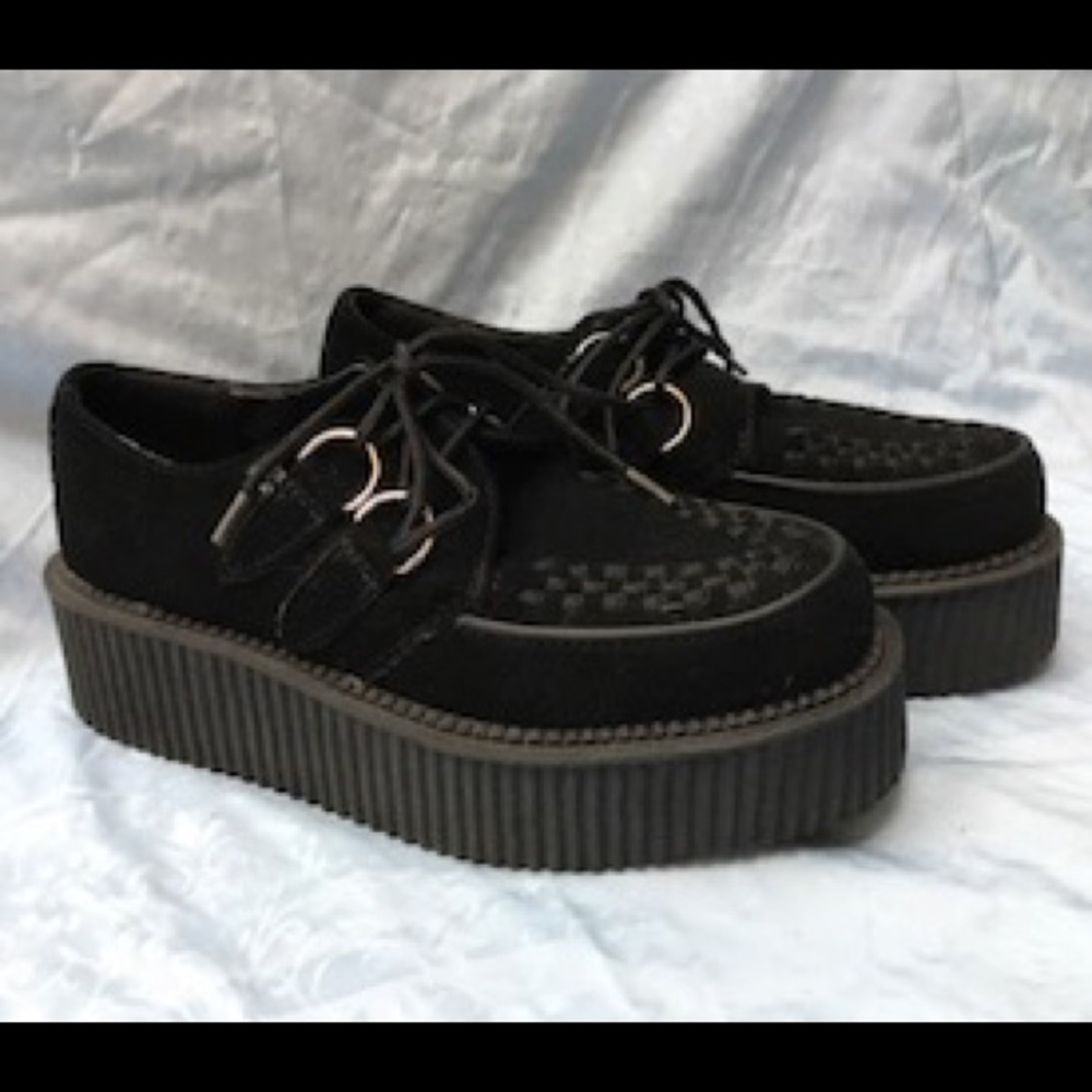 Black creepers.