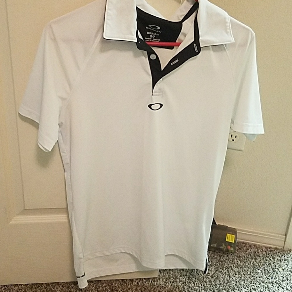 Oakley polo