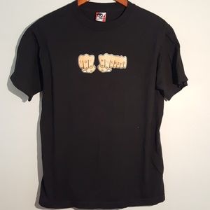 Tum Yeto Toy Machine black tshirt