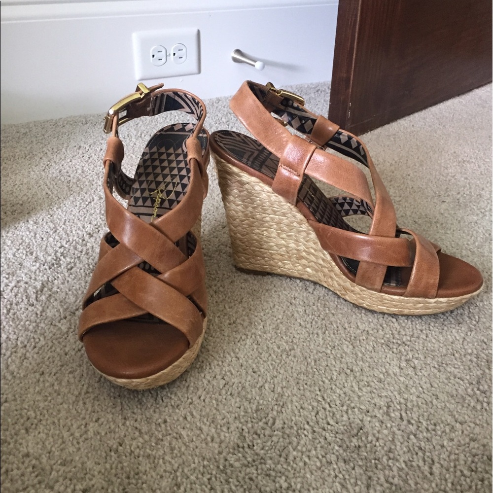 Jessica Simpson wedges