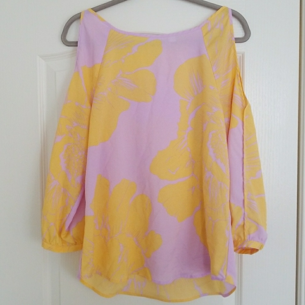Cold shoulder tropical print flowy top