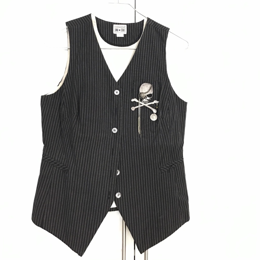 Converse one star vest sz M with bonus pin