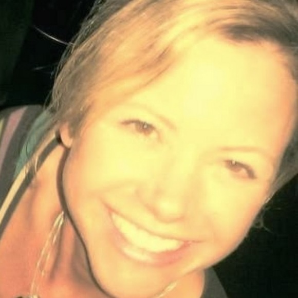 Meet your Posher, Tracy - Picture 1 of 1