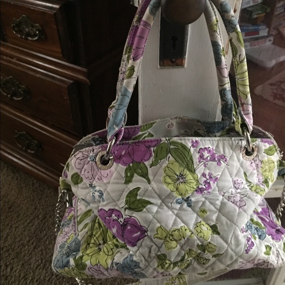 Handbags - Very clean Vera Bradley purse. EUC