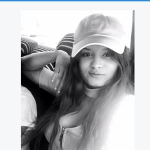 Meet your Posher, Lali