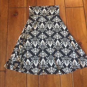 LuLaRoe Azure XSmall skirt black and white