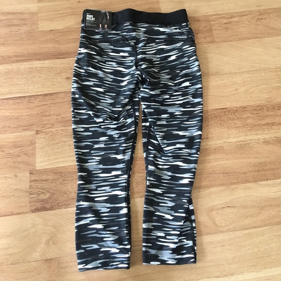 NWT Nike Dri-Fit cropped legging✨ - Picture 6 of 7