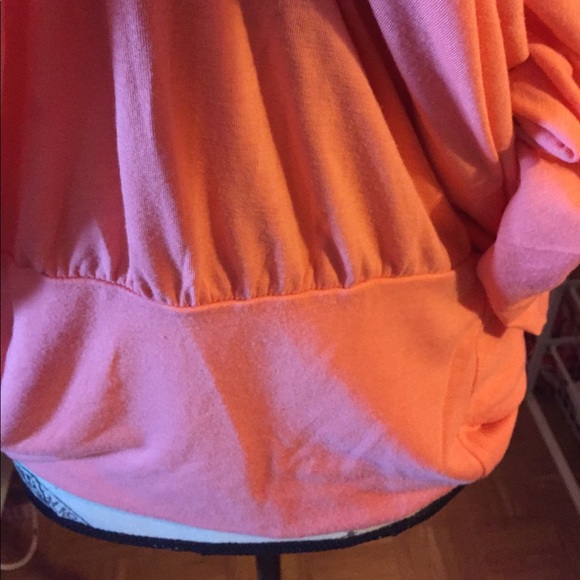 Top - Picture 3 of 3