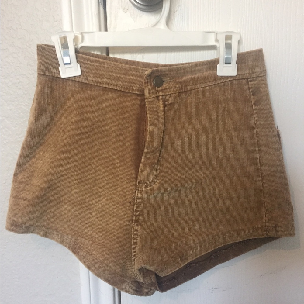Brandy Melville high waisted shorts