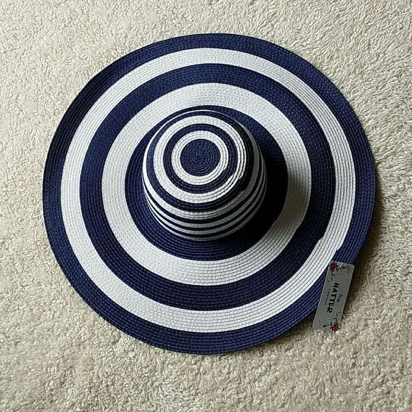 Accessories - NWT~SUN HAT~BEACH~GARDEN HAT