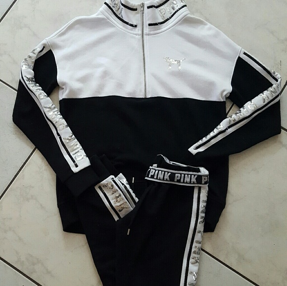 HTF, vs pink bling sweatsuit worn once - Picture 6 of 8