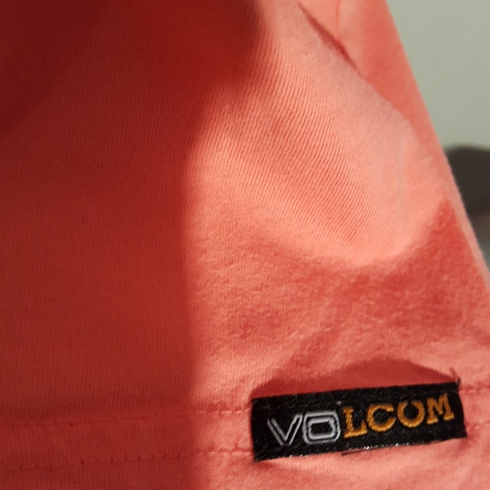 Volcom salmon t-shirt - Picture 4 of 4