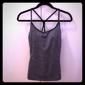 ✨Old Navy Top size L