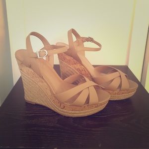 Charles David Nude Wedges