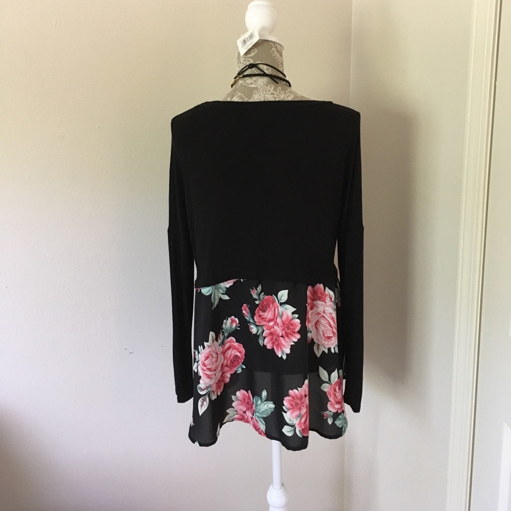 Long sleeeved dress/top - Picture 3 of 6