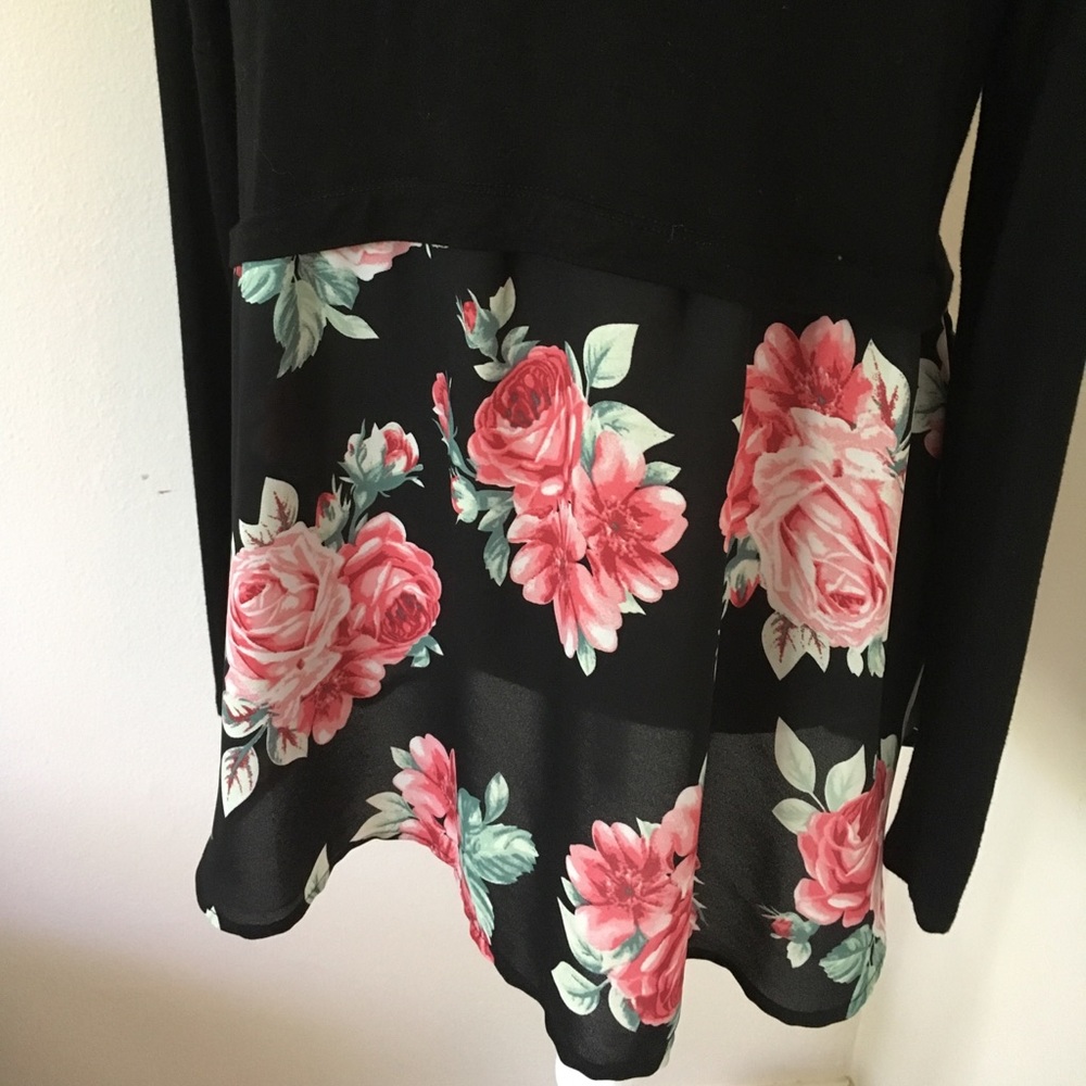 Long sleeeved dress/top - Picture 4 of 6