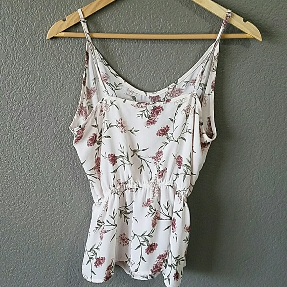 Floral Top - Picture 2 of 4