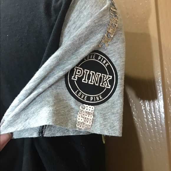 ❤️💕SOLD❤️💕VICTORIA'S SECRET 2 PIECE OUTFIT - Picture 3 of 5