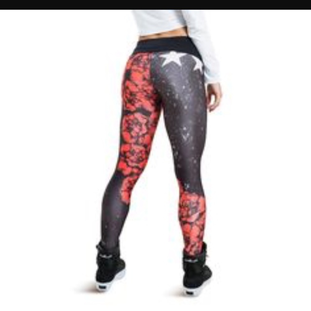 ISO Looking for Labellamafia Like a Star Leggings