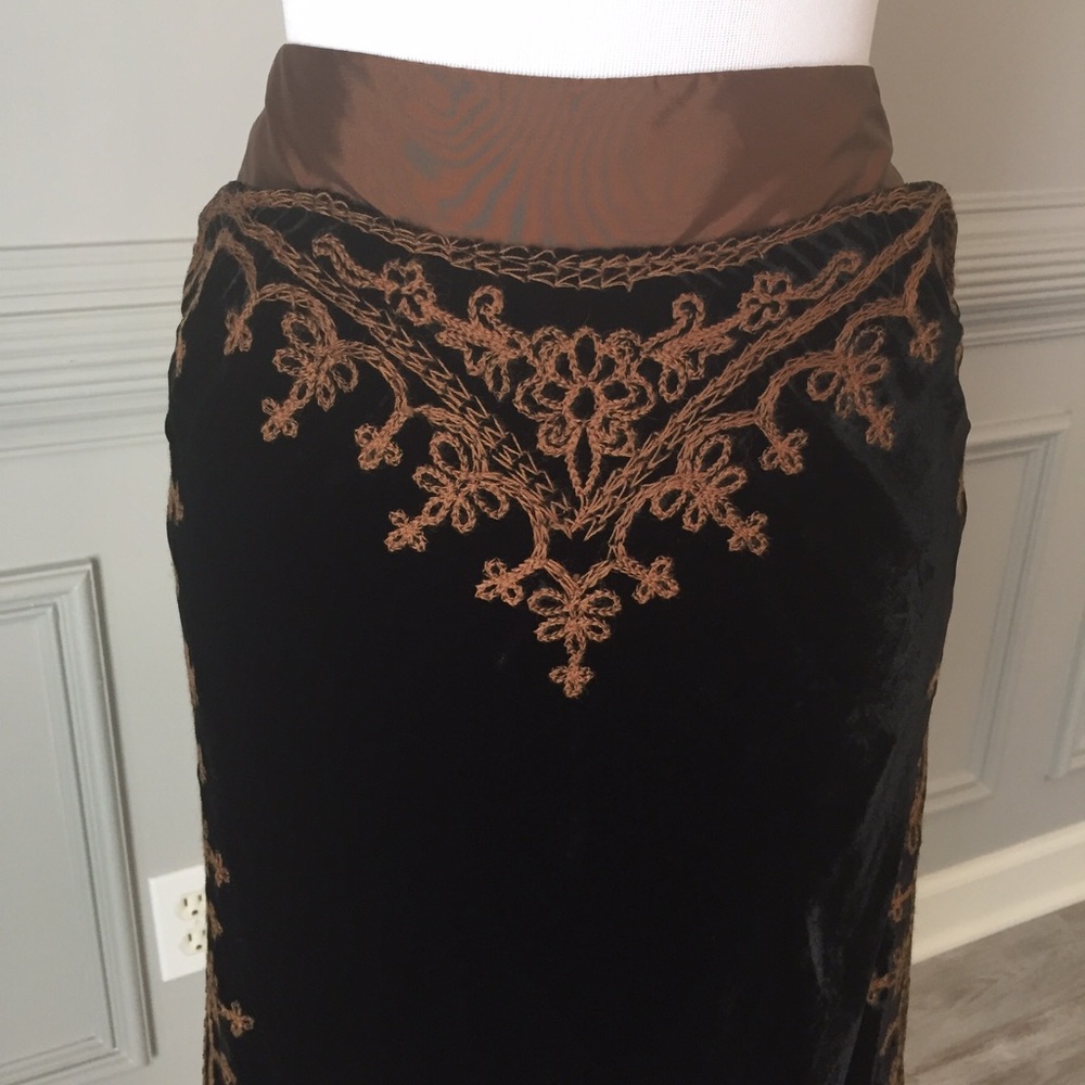 Ermanno Scervino- Velvet Skirt! - Picture 3 of 8