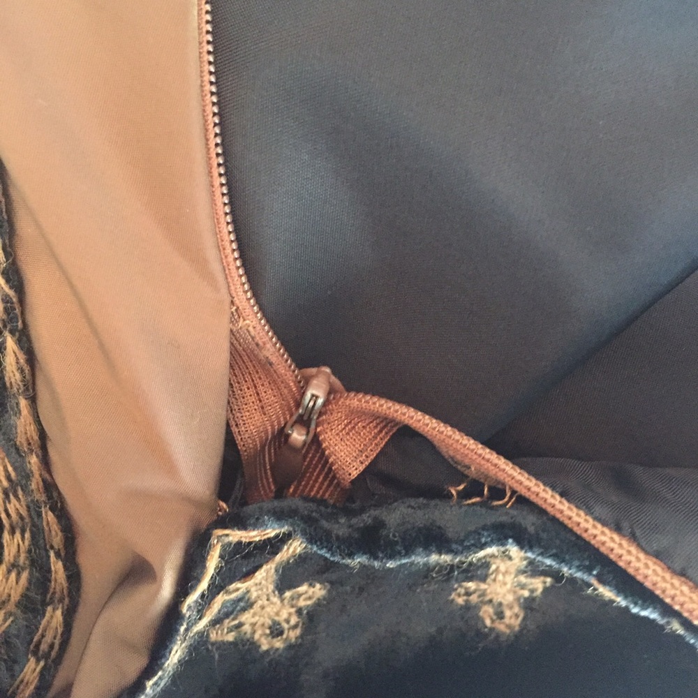 Ermanno Scervino- Velvet Skirt! - Picture 8 of 8