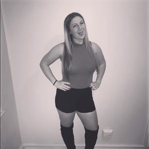 Meet your Posher, Maxine