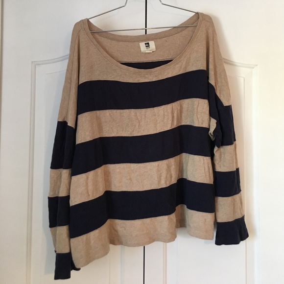 Quiksilver Women's medium striped sweater - Picture 1 of 2