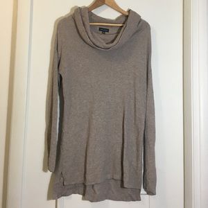 LORD & TAYLOR Beige Sweater