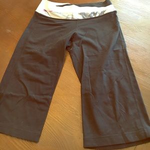 Lululemon pants!! Size 6! 🍋🍋🍋