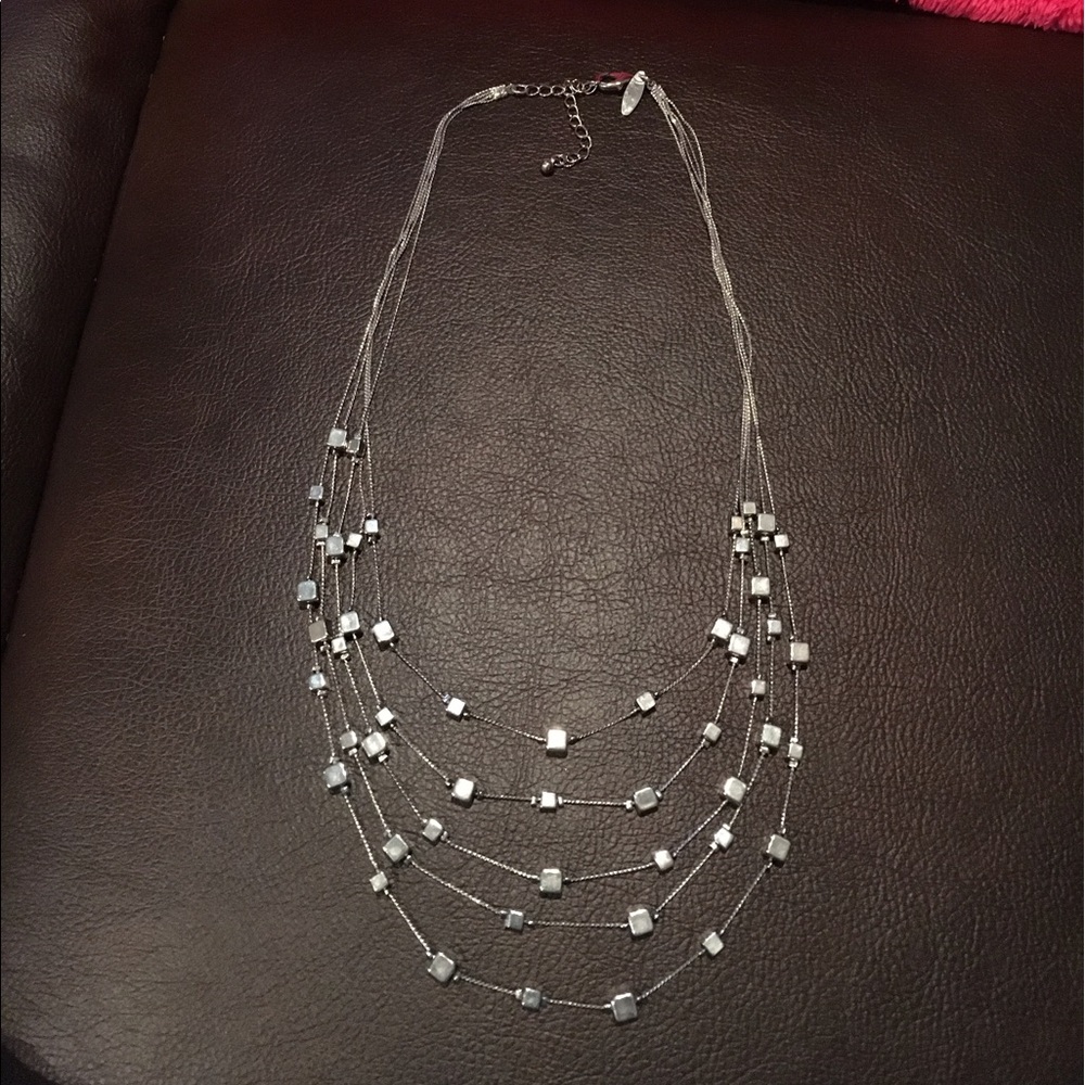 Beautiful silver necklace!