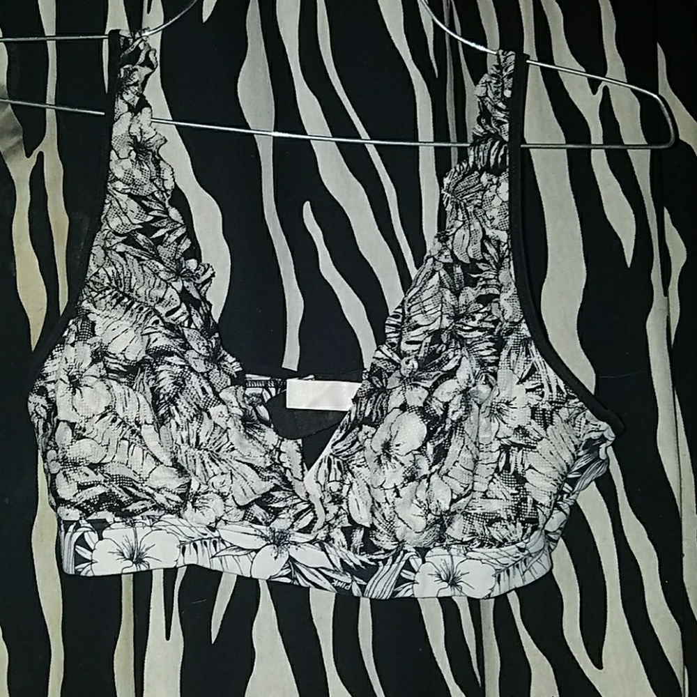 Such a great brallet its just to big for me