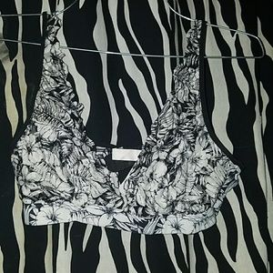 Such a great brallet its just to big for me