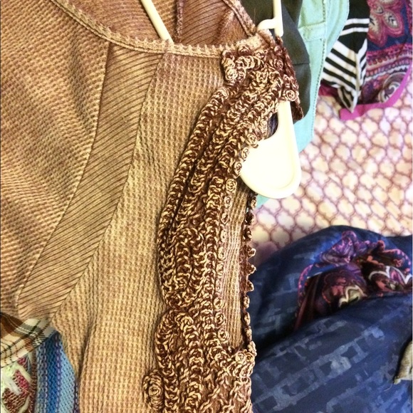 Gimmicks - Picture 3 of 3