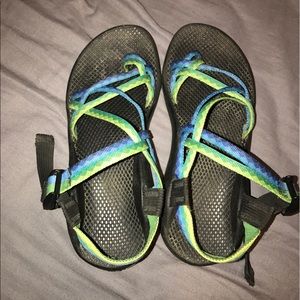 women's Chaco's blue and green