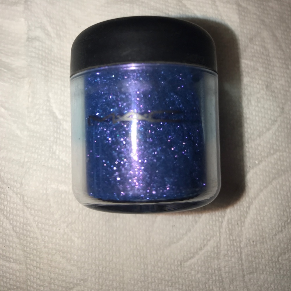 MAC "Reflects Duo Purple" pigment