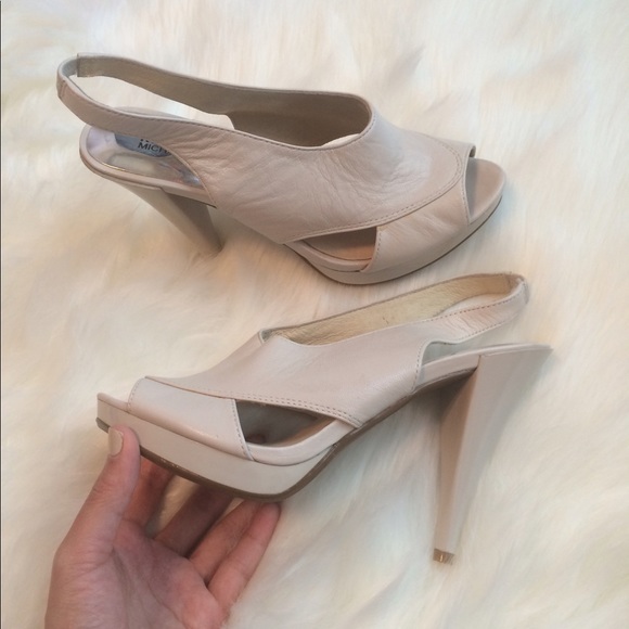 Micheal Kors leather heels - Picture 5 of 5