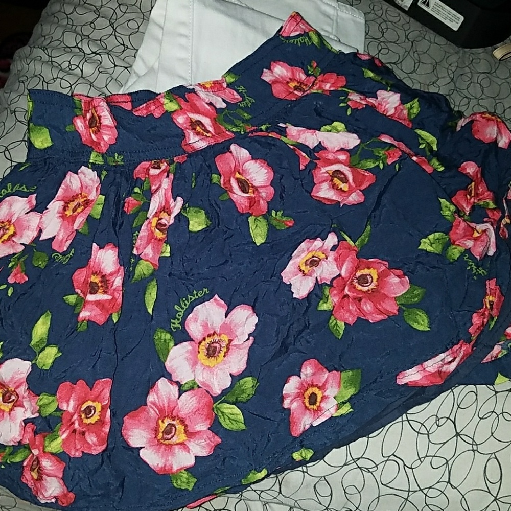 Hollister flower skirt