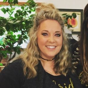 Meet your Posher, Mallory