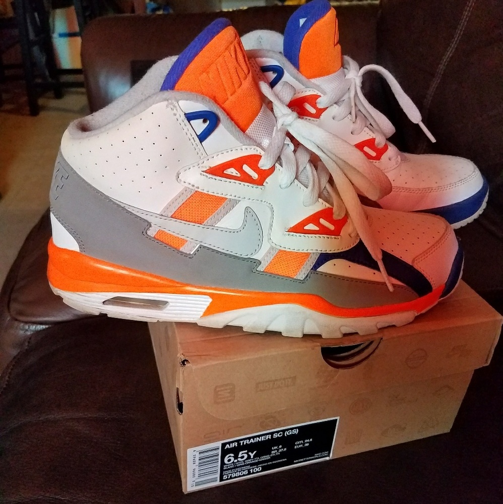 Nike Air Trainer - bright orange and blue