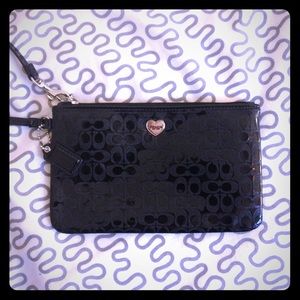 Coach wristlet NWOT