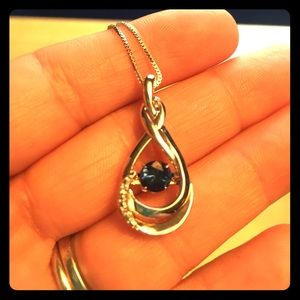 Rhythm in motion necklace