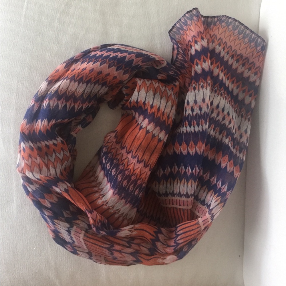 Lightweight Scarf