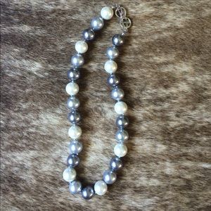 Multi-color Pearl strand